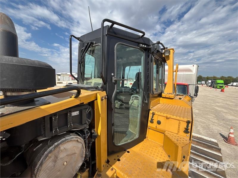 CAT D6T LGP Crawler Dozer ブルドーザー