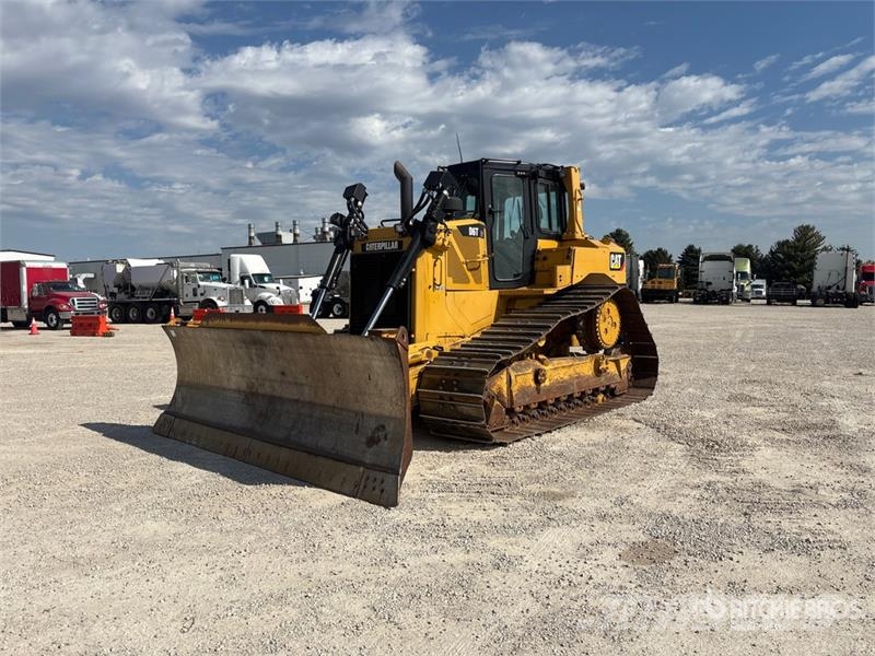 CAT D6T LGP Crawler Dozer ブルドーザー