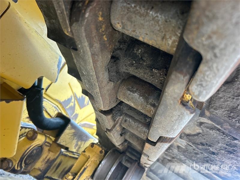 CAT D6T LGP Crawler Dozer Гусеничні бульдозери