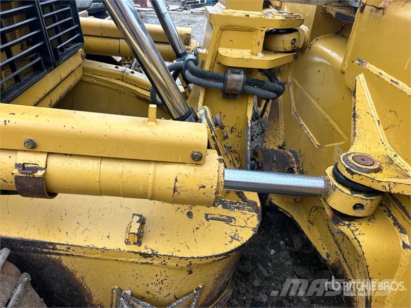 CAT D6T LGP Crawler Dozer Гусеничні бульдозери