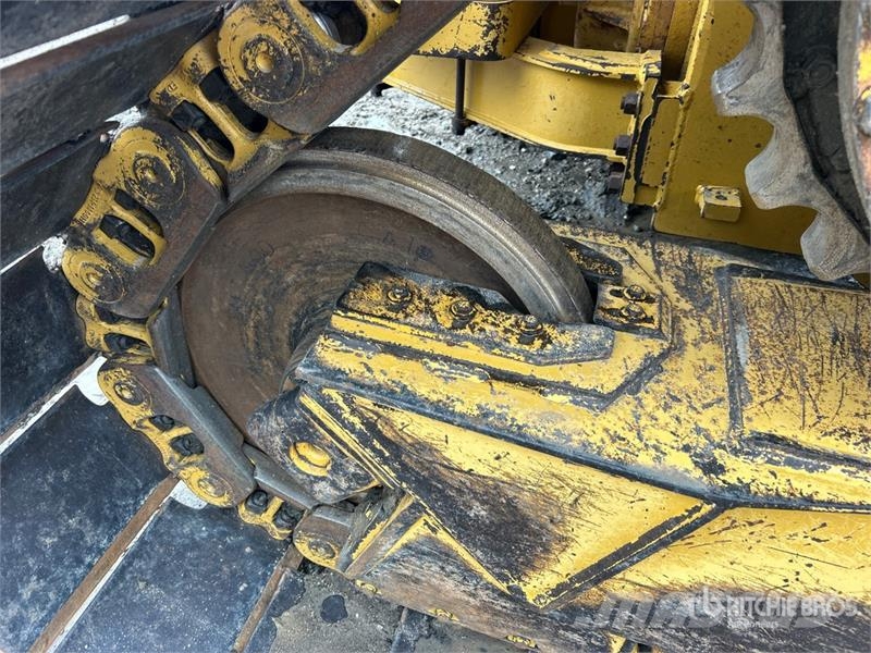 CAT D6T LGP Crawler Dozer Гусеничні бульдозери