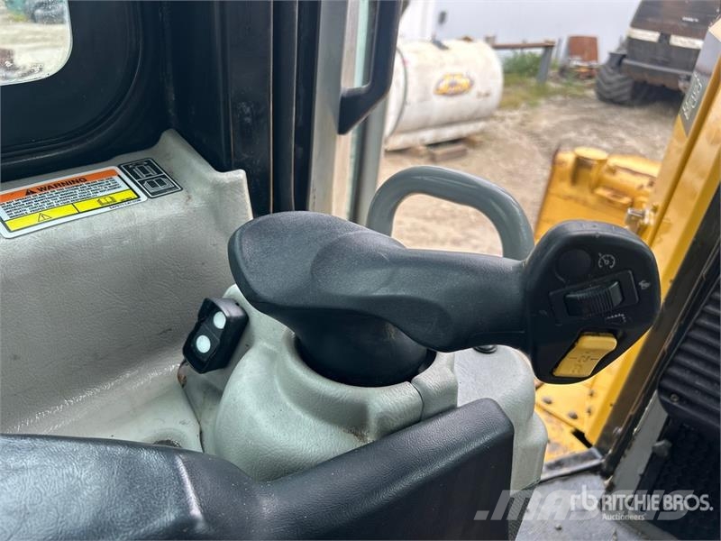 CAT D6T LGP Crawler Dozer Гусеничні бульдозери