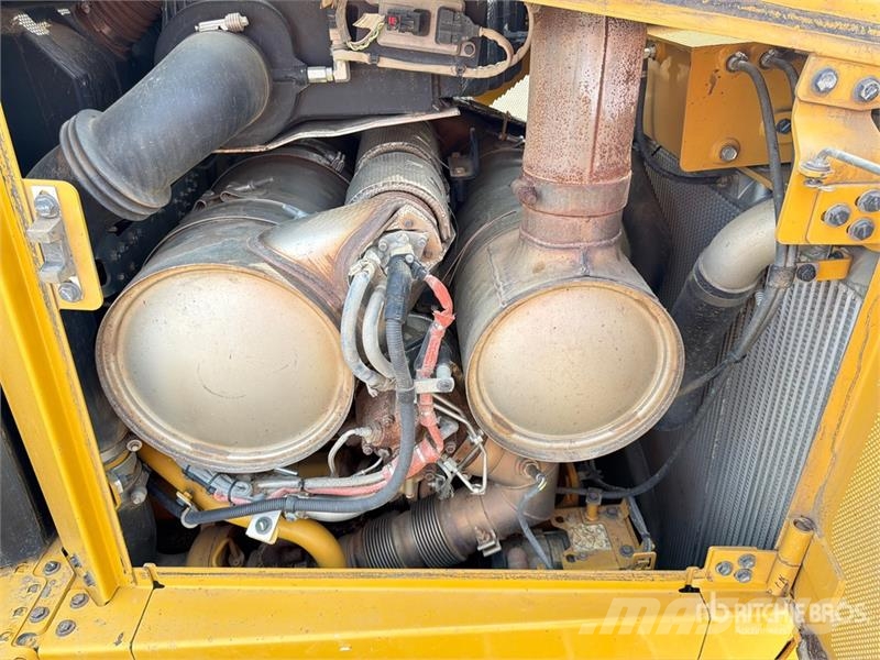 CAT D6TLGP Crawler Dozer Crawler dozers