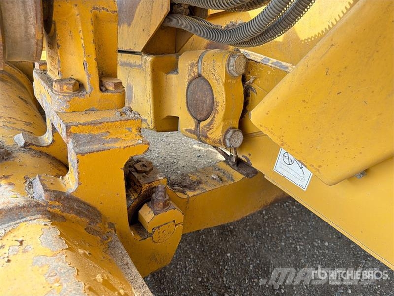 CAT D6TLGP Crawler Dozer Crawler dozers