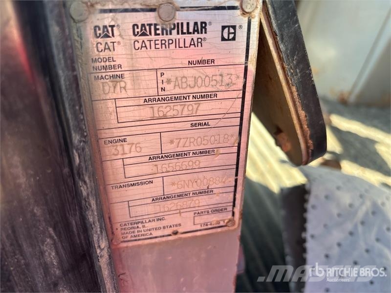 CAT D7R LGP Series II Crawler Dozer Kāpurķēžu buldozeri