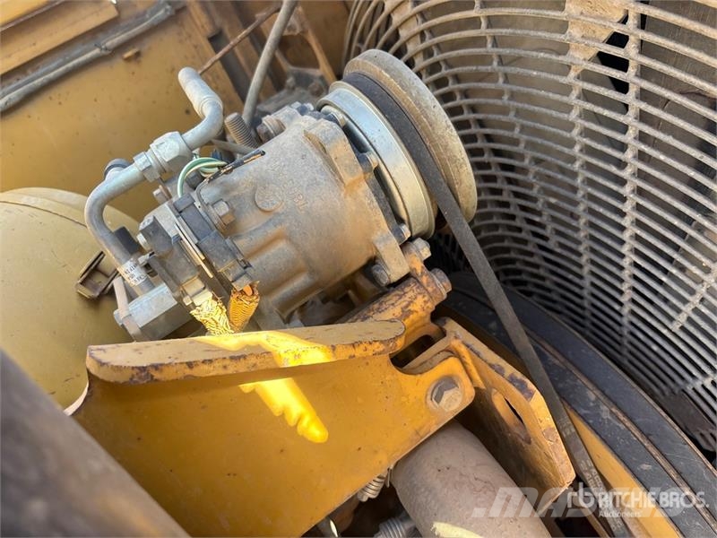 CAT D7R LGP Series II Crawler Dozer Buldožerji goseničarji