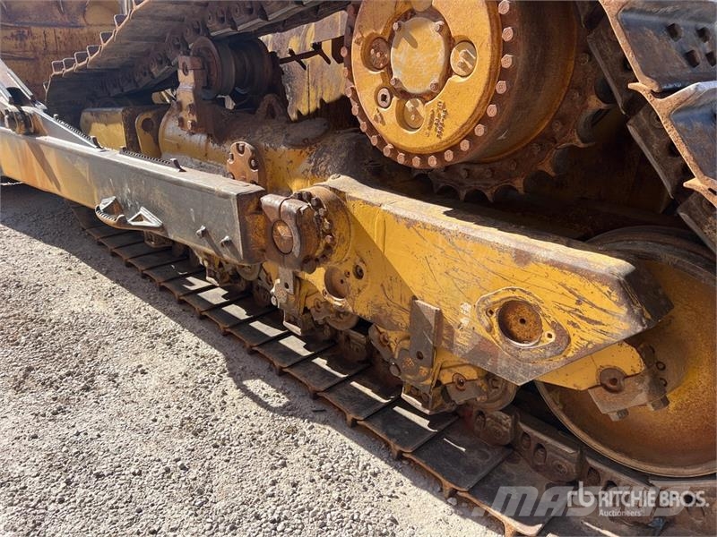CAT D8R Kāpurķēžu buldozeri