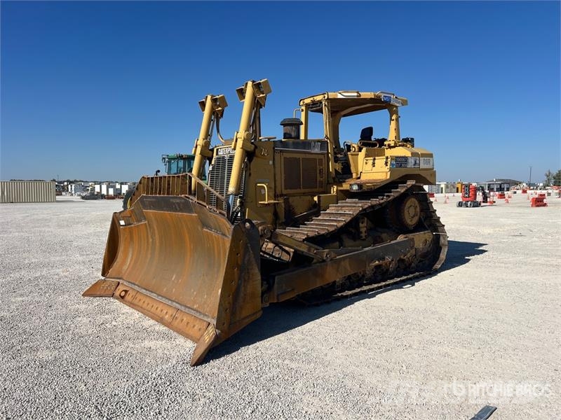 CAT D8R Kāpurķēžu buldozeri