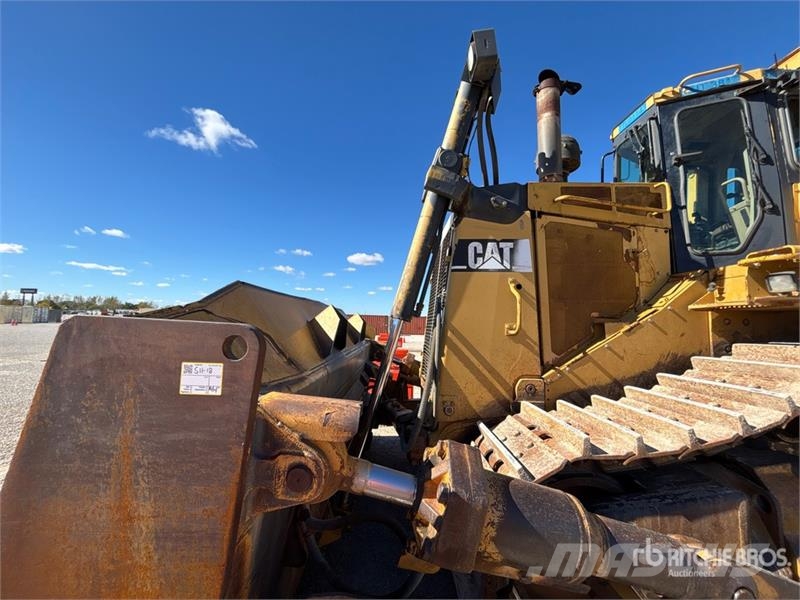 CAT D9R Buldozere pe senile