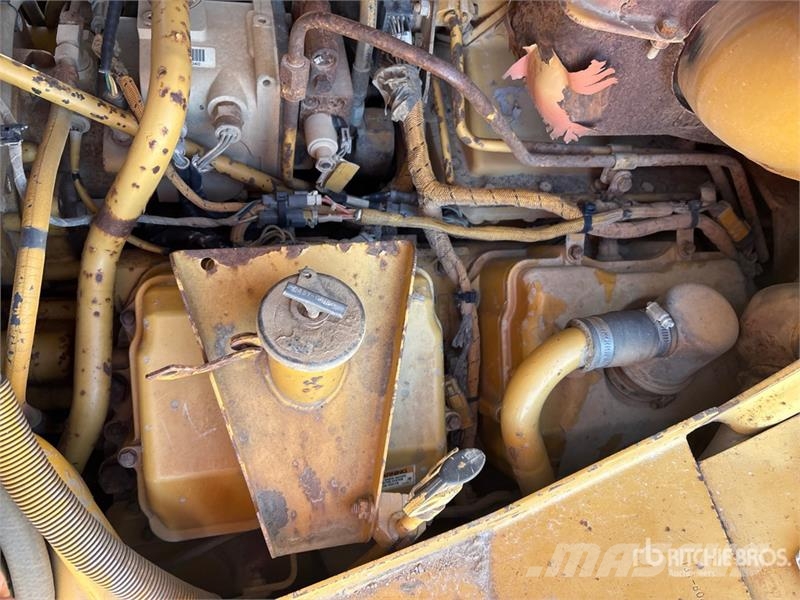 CAT D9R Buldozere pe senile