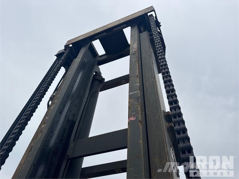 CAT DP100 19420 lb Pneumatic Tire Forklift Другие складские механизмы