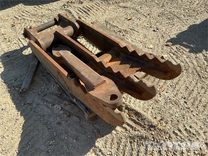 CAT Excavator Thumb - Fits CAT 320, 322 Łyżki do ładowarek