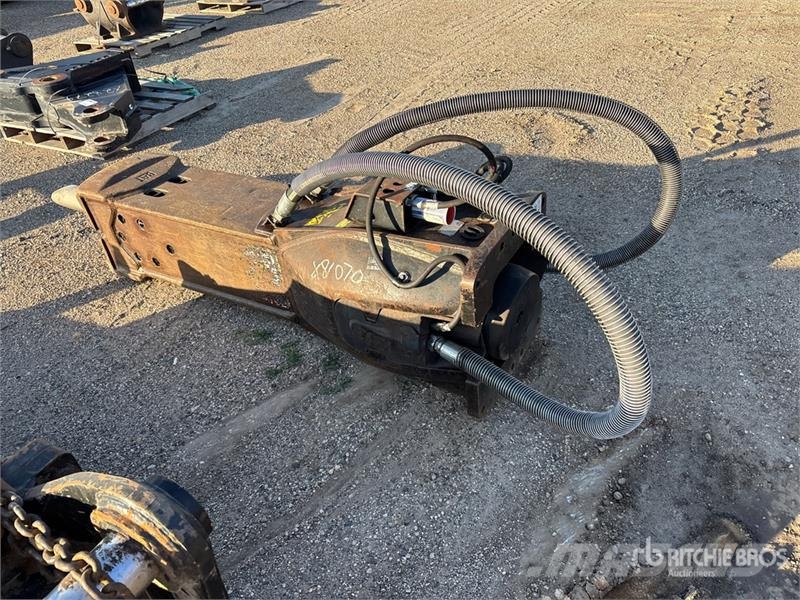 CAT H120ES Hammer / Brecher