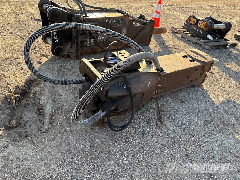 CAT H120ES Hammer / Brecher