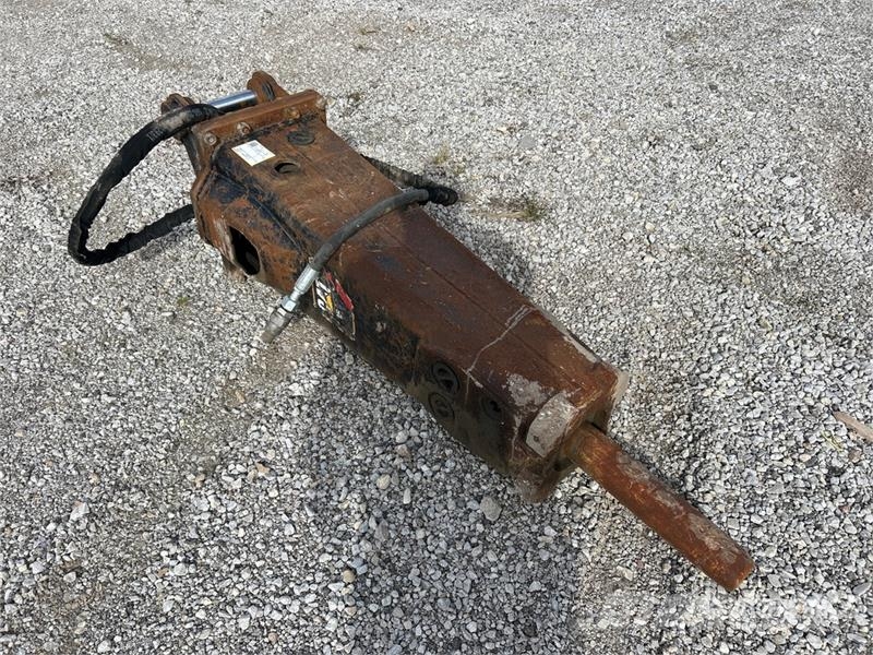 CAT HH95S308 77 in Hydraulic Breaker Kladiva