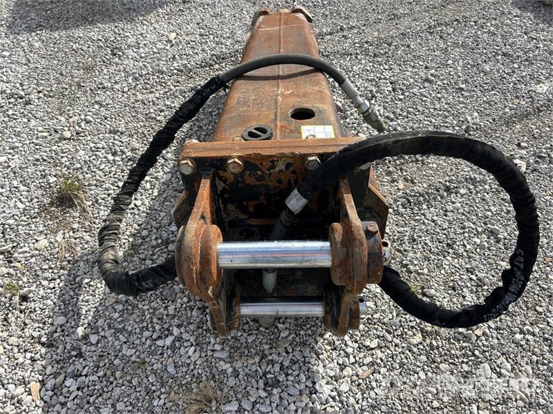 CAT HH95S308 77 in Hydraulic Breaker Kladiva