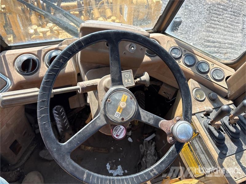 CAT IT28 Wheel Loader Kolesni nakladalci