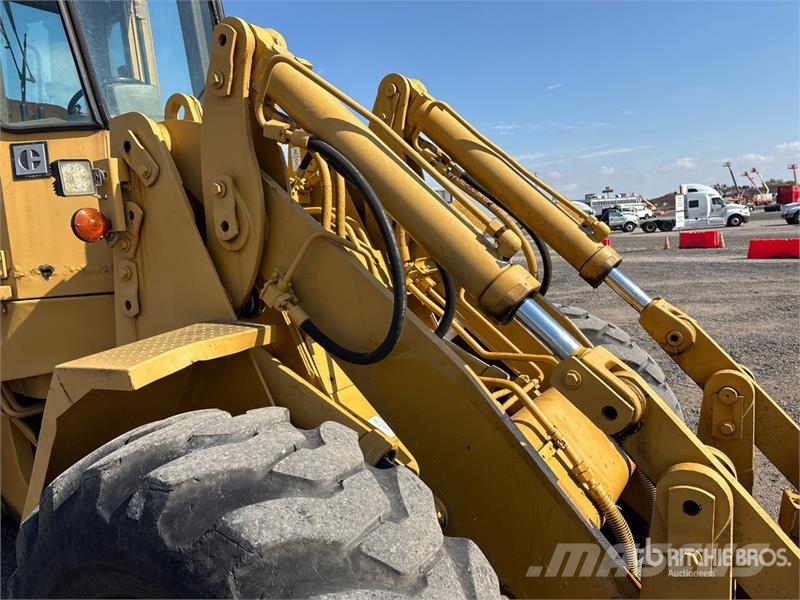 CAT IT28 Wheel Loader Kolesni nakladalci