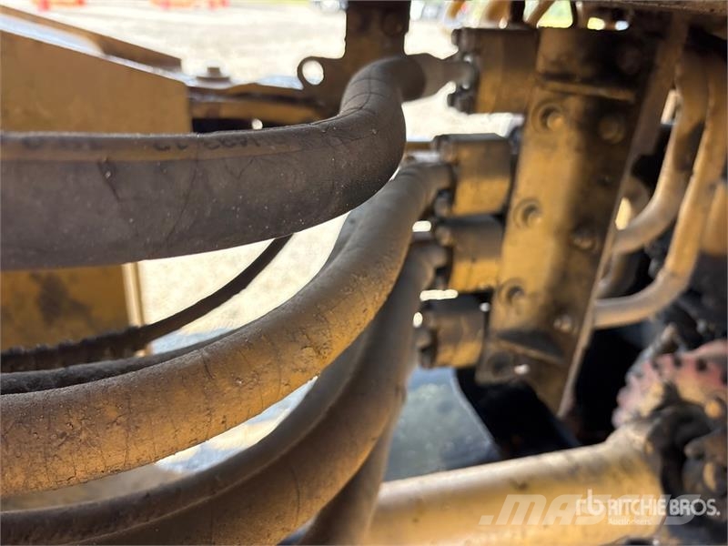 CAT IT28 Wheel Loader Kolesni nakladalci
