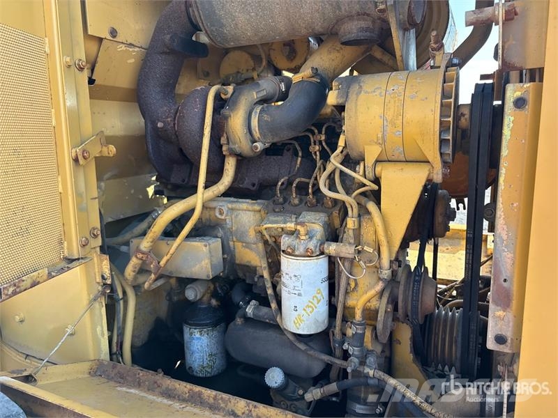CAT IT28 Wheel Loader Kolesni nakladalci