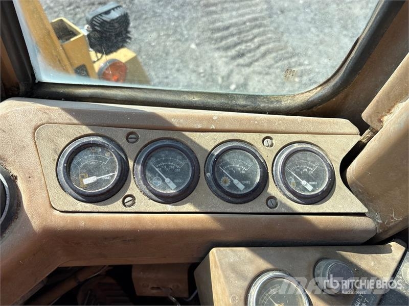 CAT IT28B Wheel Loader Wheel loaders