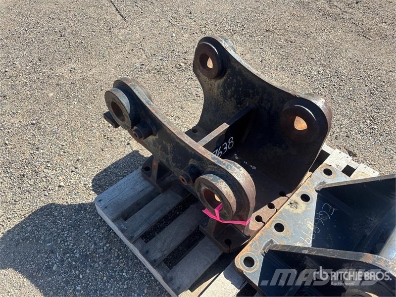 CAT MKC C Link Excavator Mounting Bracket Muu