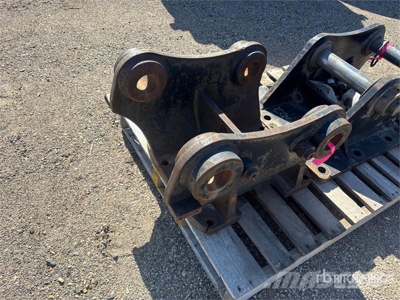 CAT MKC C Link Excavator Mounting Bracket Muu