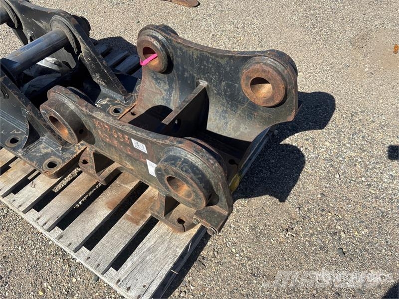 CAT MKC C Link Excavator Mounting Bracket Muu