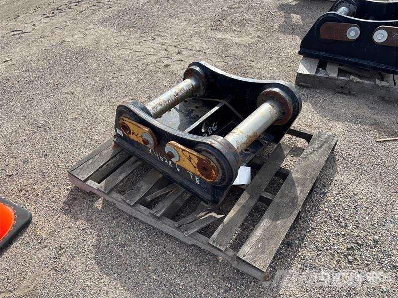 CAT MKTB TB Link Excavator Mounting Bracket 其他