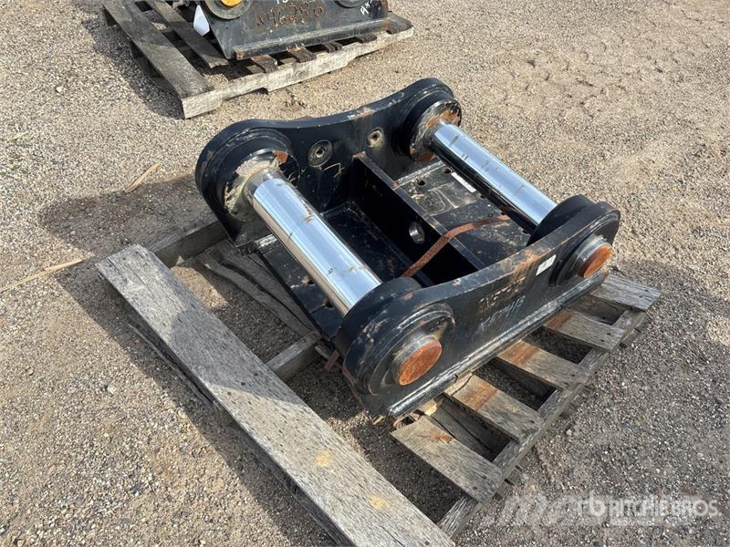 CAT MKTB TB Link Excavator Mounting Bracket 其他