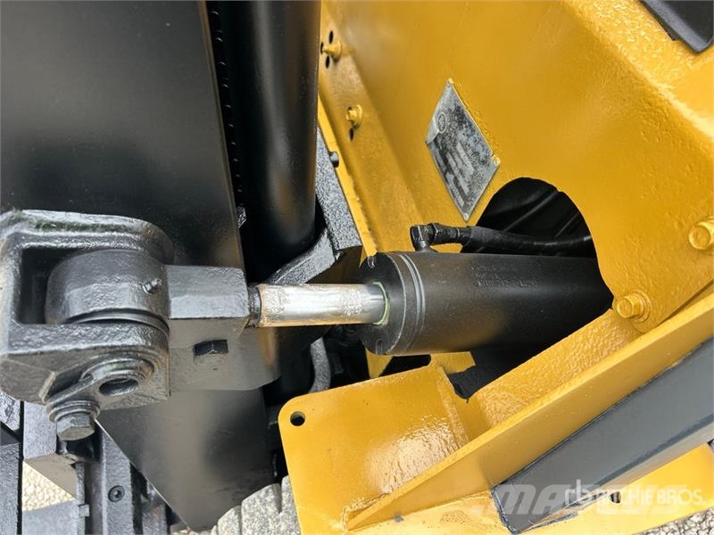 CAT P5000D 4450 lb Pneumatic Tire Forklift 그 외 지게차
