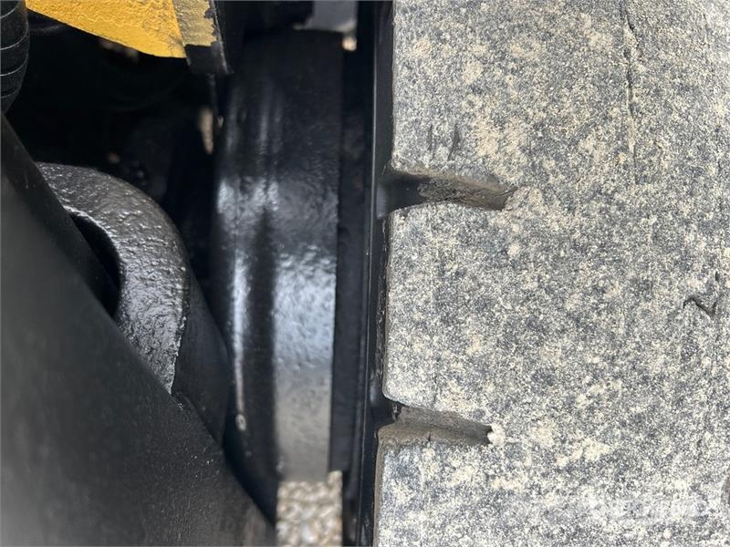 CAT P5000D 4450 lb Pneumatic Tire Forklift 그 외 지게차