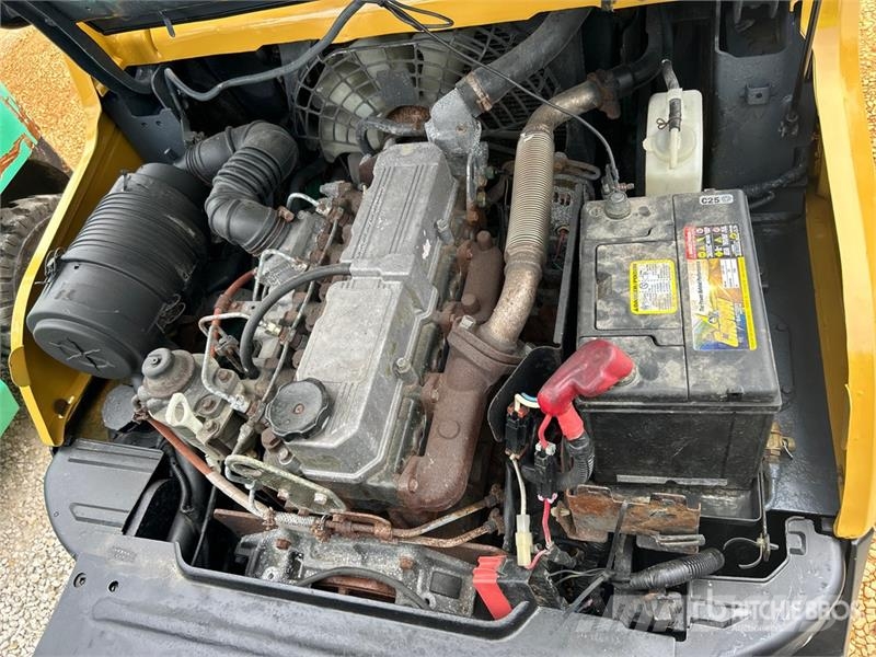 CAT P5000D 5000 lb Pneumatic Tire Forklift 그 외 지게차