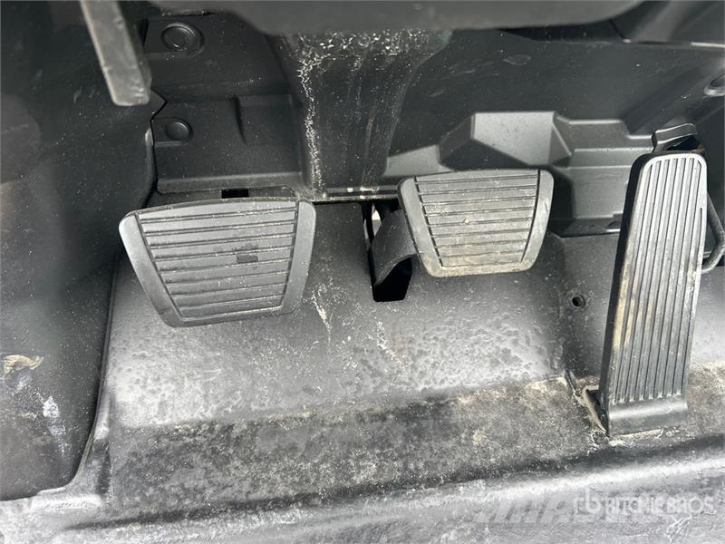 CAT P5000D 5000 lb Pneumatic Tire Forklift 그 외 지게차