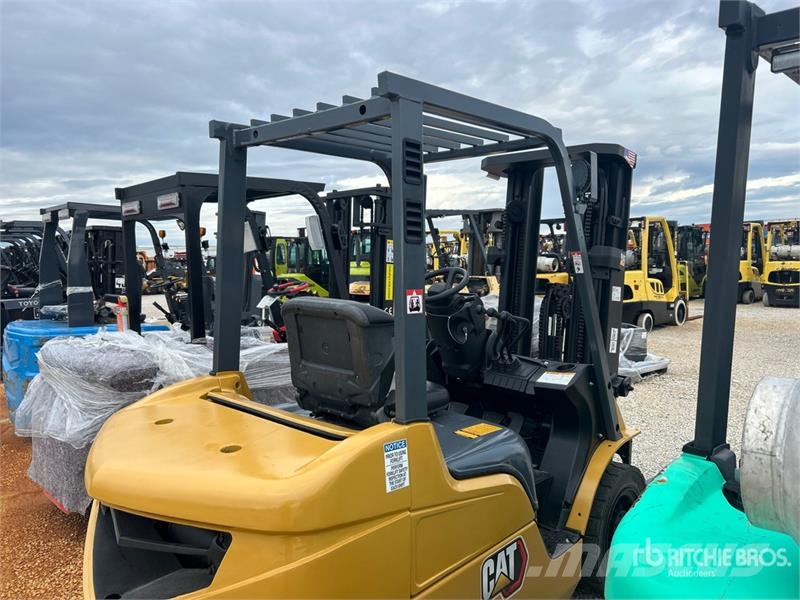 CAT P5000D 5000 lb Pneumatic Tire Forklift 그 외 지게차