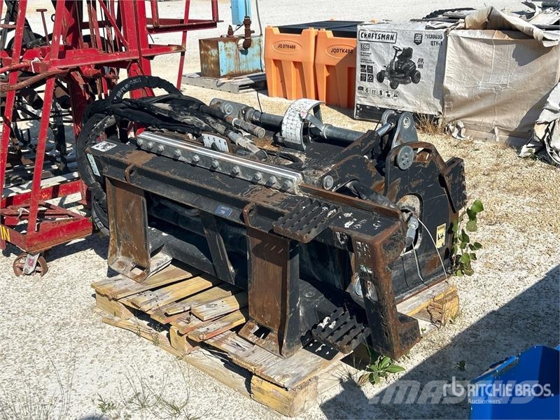 CAT PC210 67 in Skid Steer Planer Outros componentes