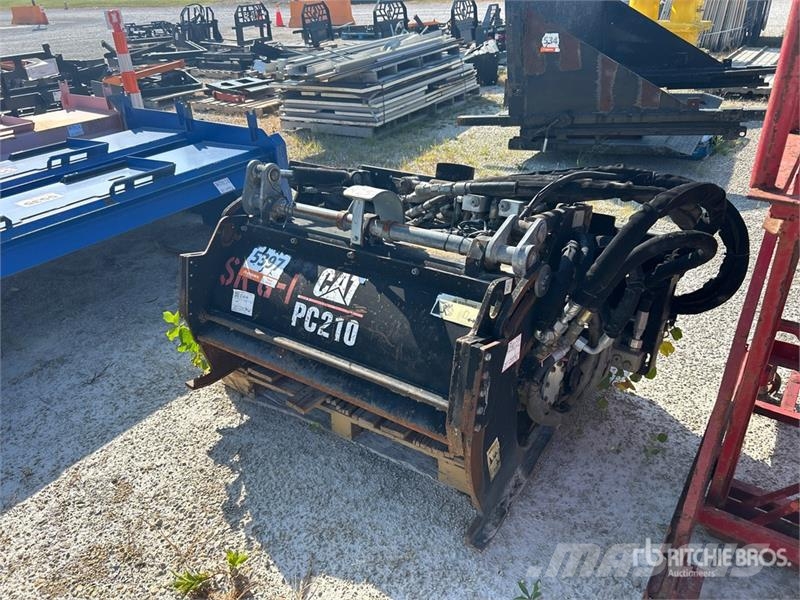 CAT PC210 67 in Skid Steer Planer Outros componentes