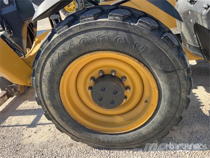 CAT TL1055D Telehandler Teleskopiniai krautuvai