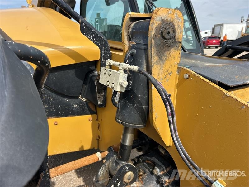 CAT TL1255D Telehandler Teleskopski viličarji