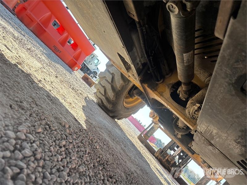 CAT TL1255D Telehandler Teleskoplader