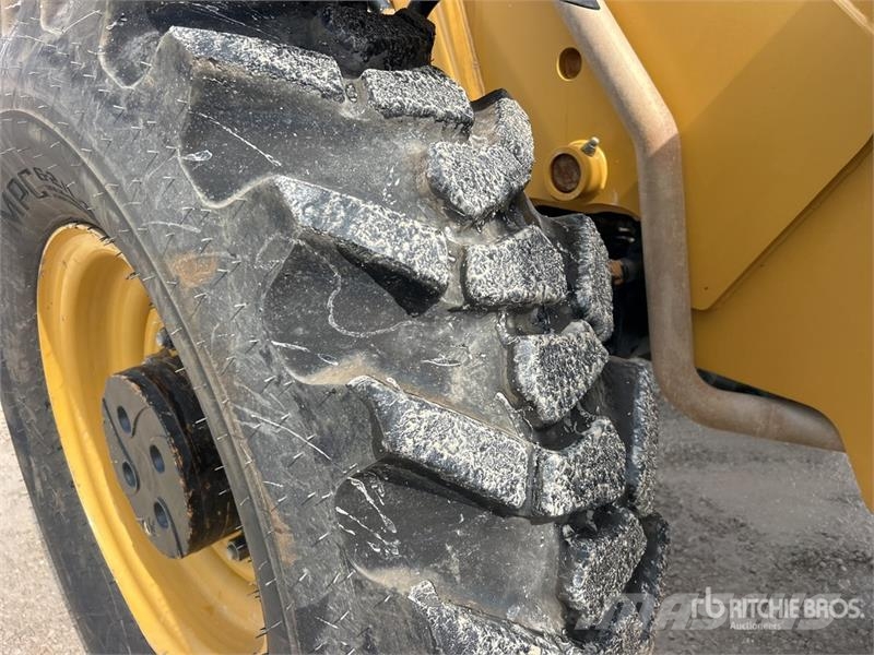 CAT TL1255D Telehandler Teleskopski viličarji