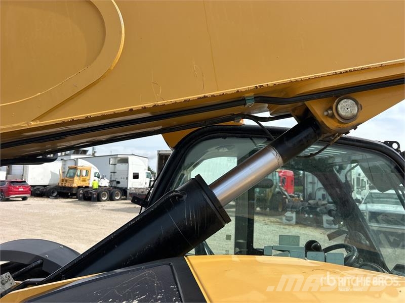 CAT TL1255D Telehandler Teleskopski viličarji