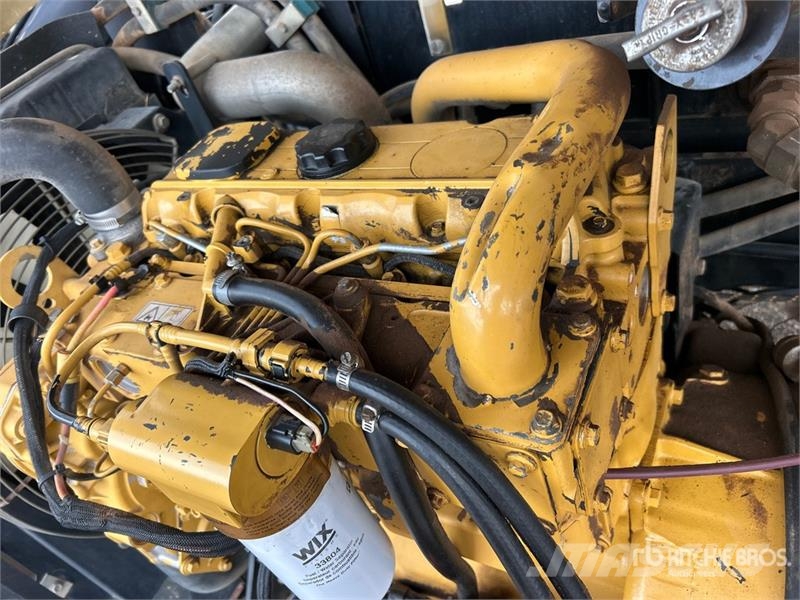 CAT TL642 Телескопічні навантажувачі