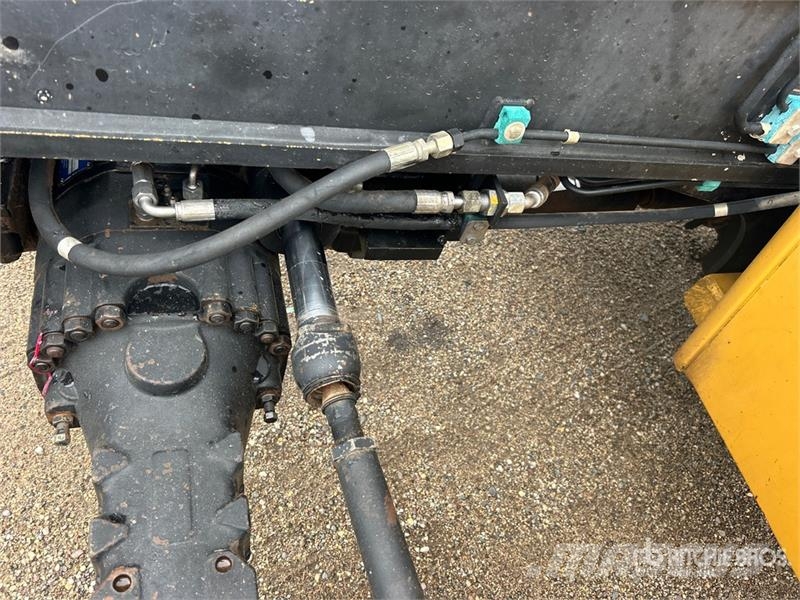 CAT TL642 Телескопічні навантажувачі