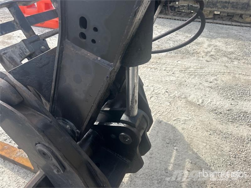 CAT TL642C Telescopic handlers