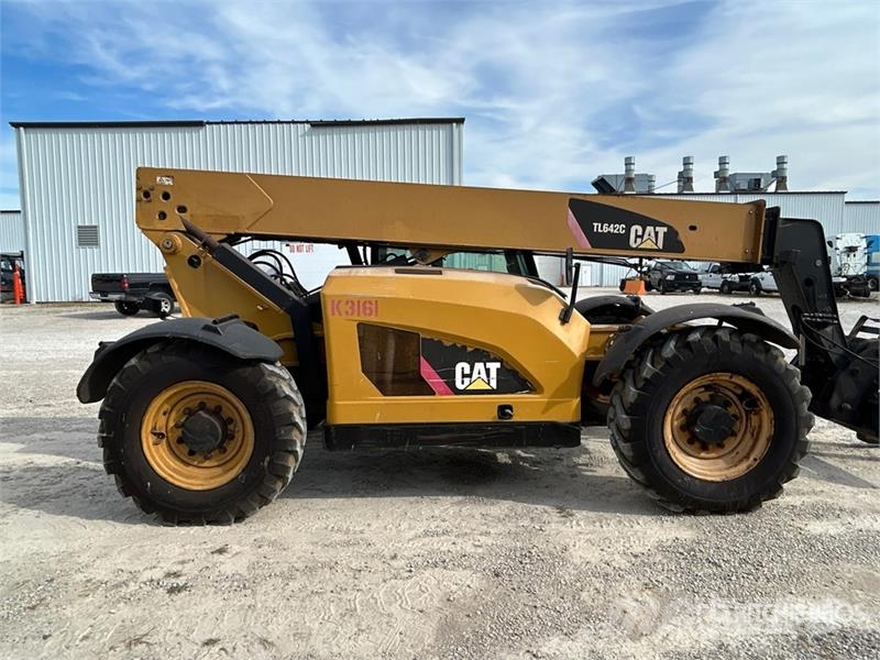 CAT TL642C Telescopic handlers