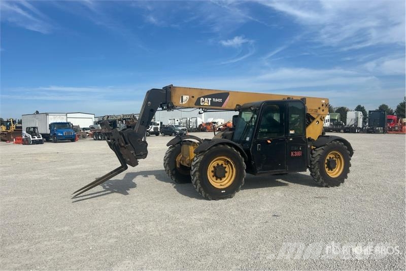 CAT TL642C Telescopic handlers