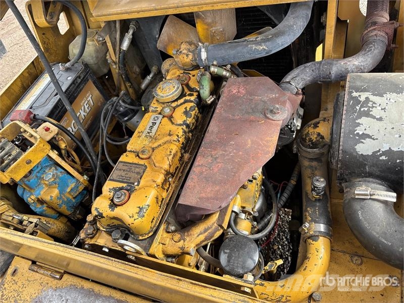 CAT V80F 8000 lb Pneumatic Tire Forklift 堆高機(叉車)-其他