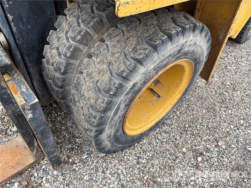 CAT V80F 8000 lb Pneumatic Tire Forklift 堆高機(叉車)-其他