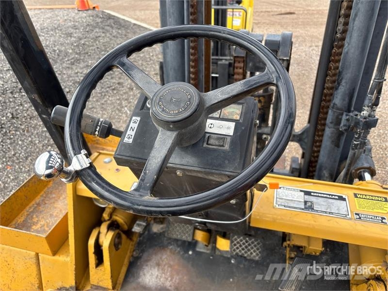 CAT V80F 8000 lb Pneumatic Tire Forklift 堆高機(叉車)-其他
